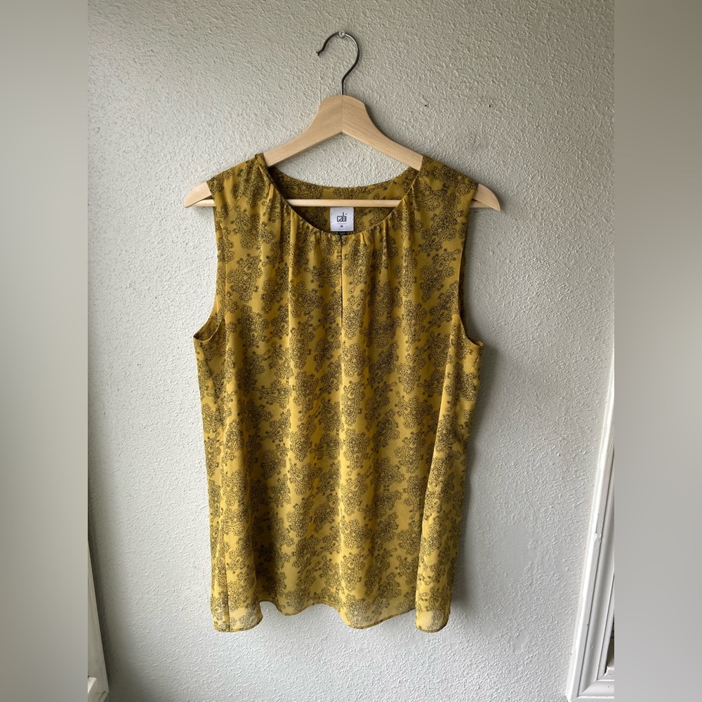 Cabi mustard floral top. Size M